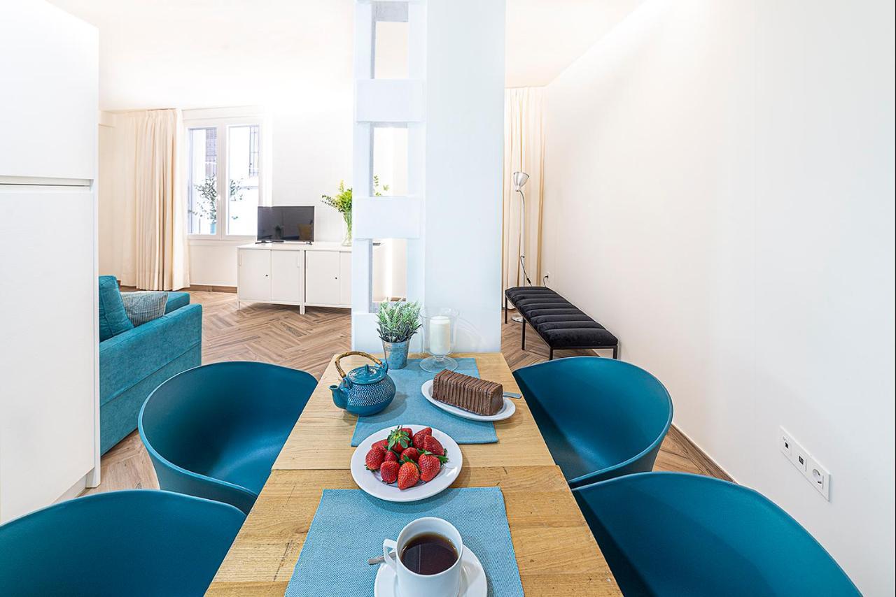 Magdalena Plaza Appartement Sevilla Buitenkant foto